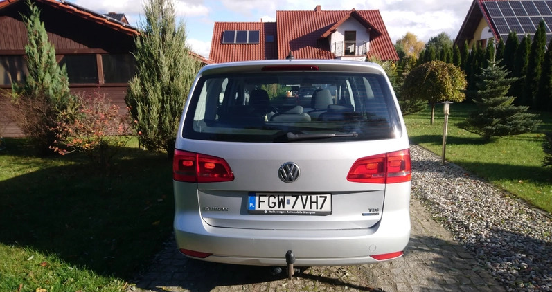 Volkswagen Touran cena 19900 przebieg: 397000, rok produkcji 2010 z Witnica małe 154
